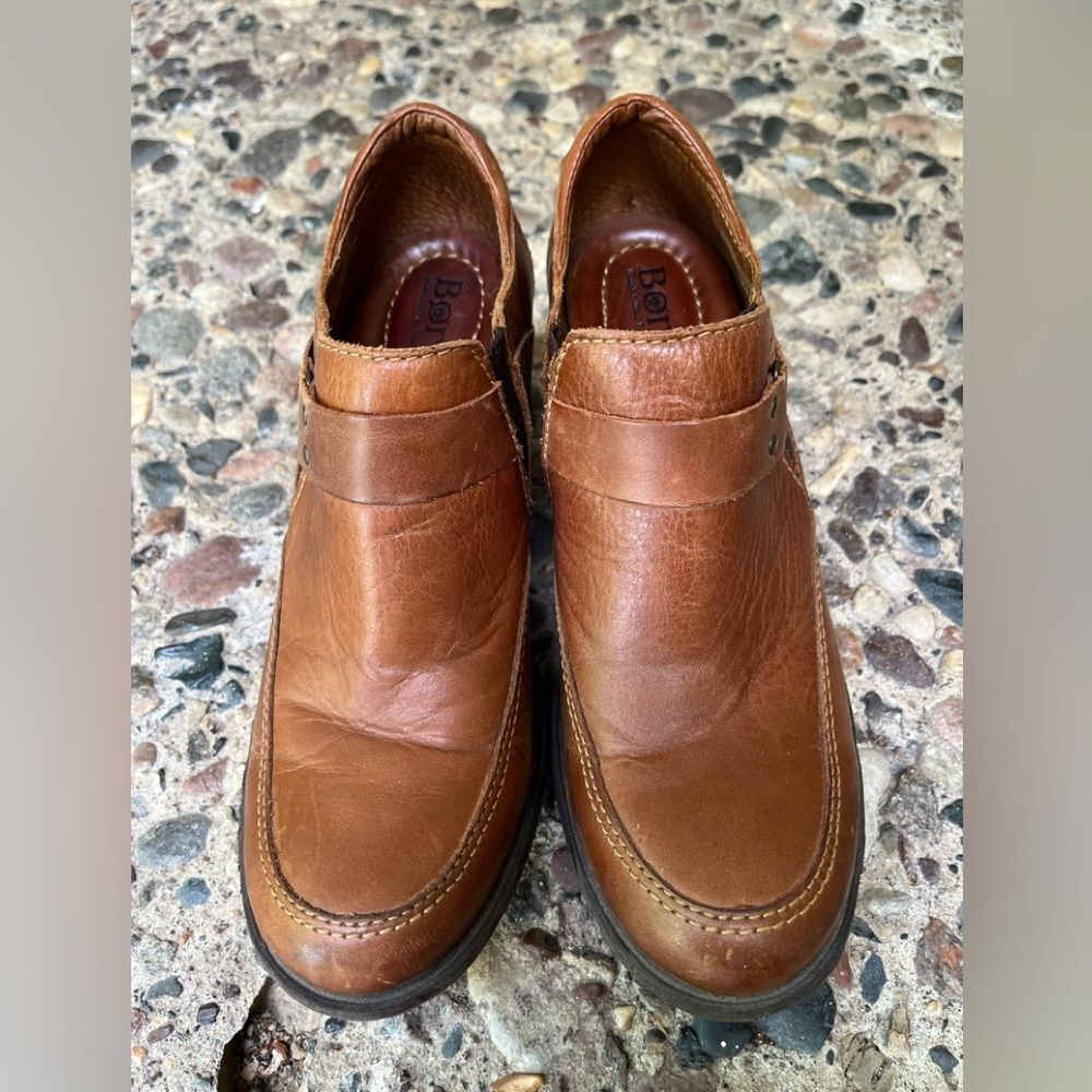 Born Handcrafted Footwear rich brown leather ankle booties, logo, Velcro, 7.5 - Picture 2 of 12